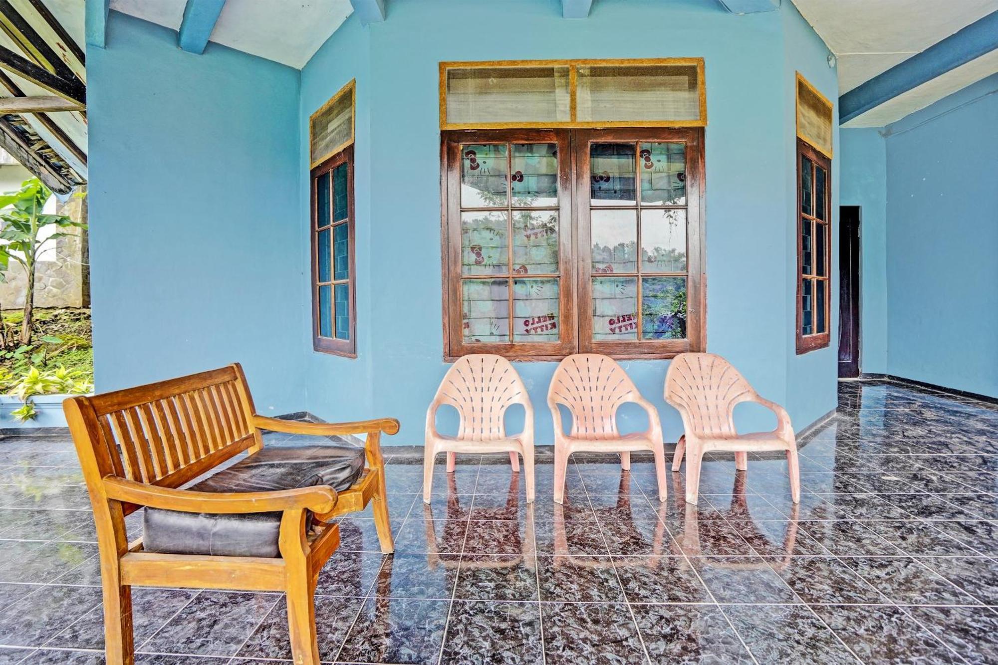 Spot On 92388 Villa Segi Delapan Prigen Exterior foto